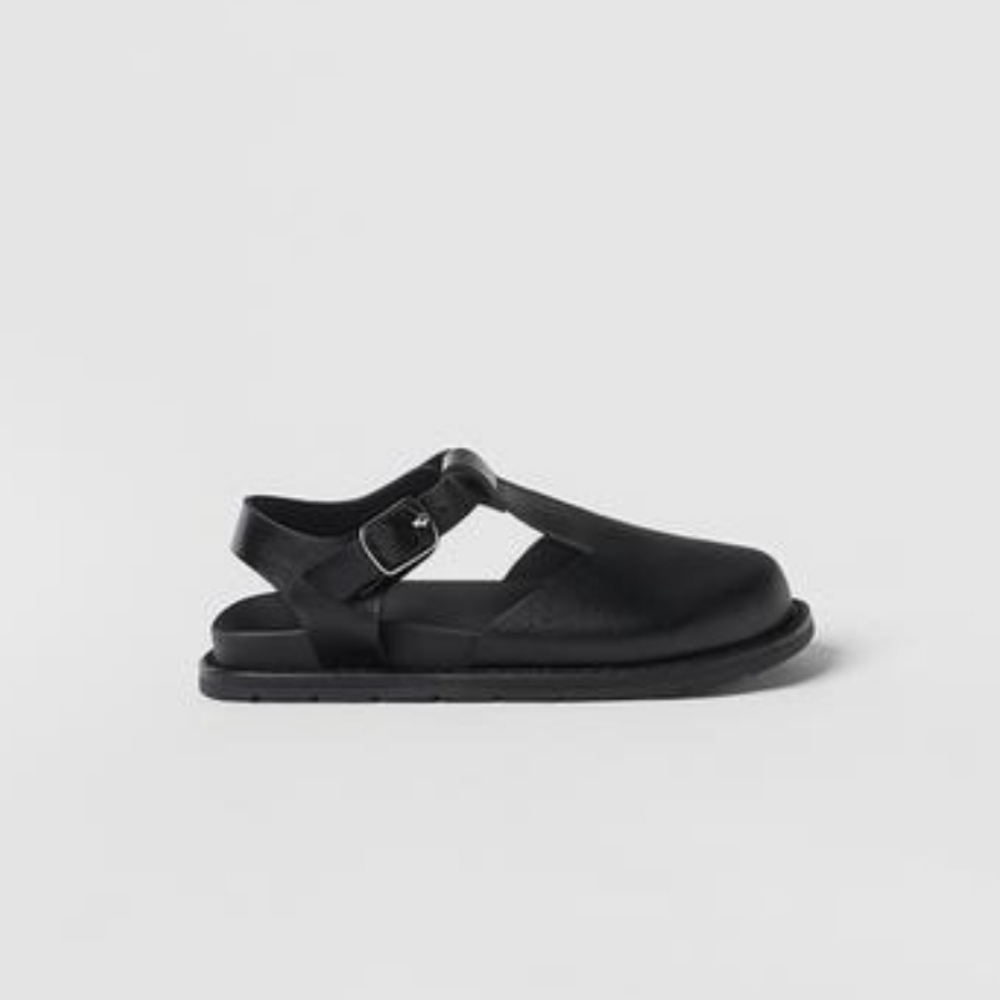 Zara Girls TStrap Buckle Clogs
